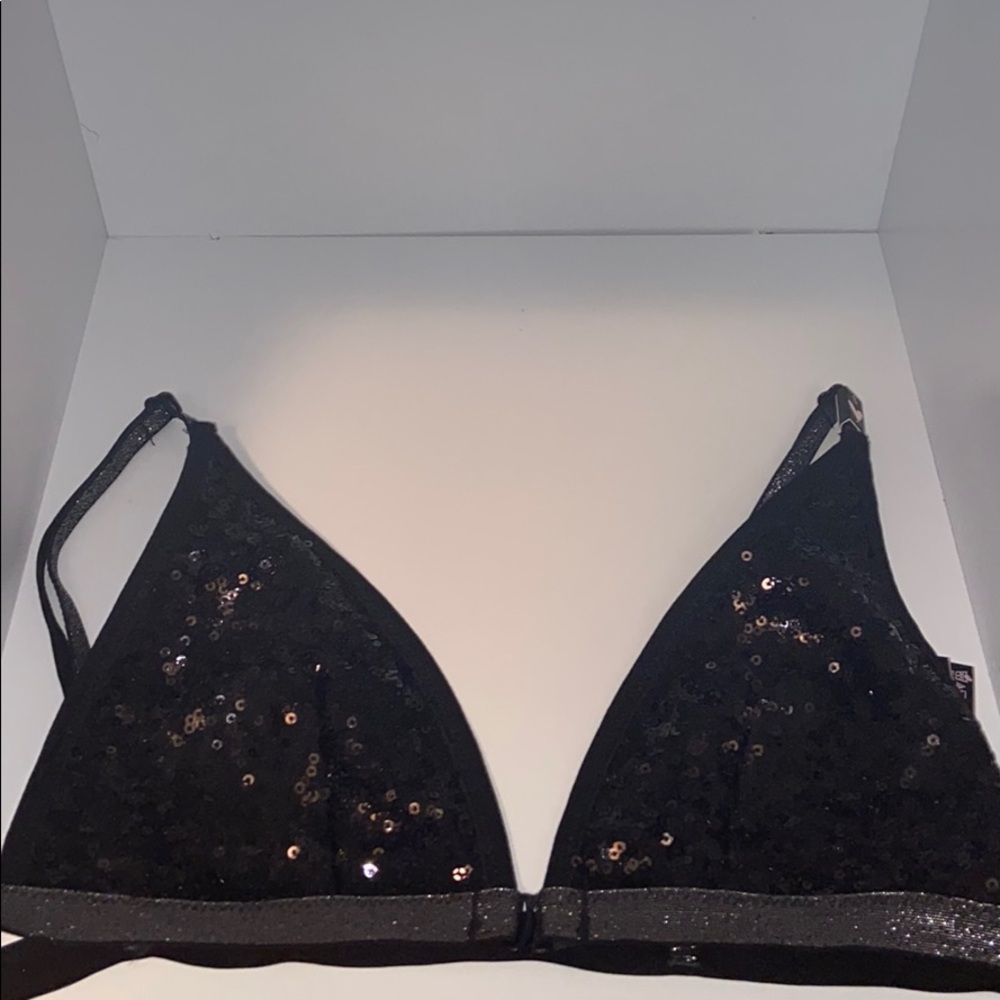 🌸NWOT VICTORIA’S SECRET bralette